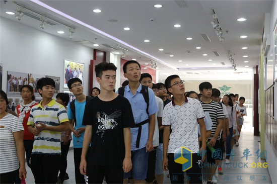 參觀五征會(huì)展中心