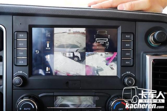 揭秘格爾發(fā)長頭重卡 康明斯 ZF 美馳!還有1000升油箱和大臥鋪!