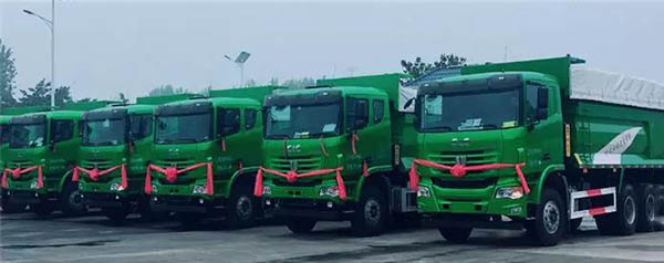 聯合卡車新型環保智能渣土車整裝待發