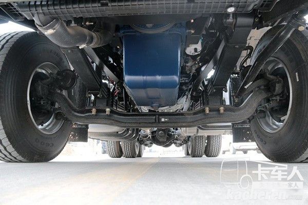 大運(yùn)N8E鉅贏版搭載濰柴WP10H發(fā)動(dòng)機(jī)