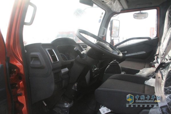 東風輕卡駕駛室