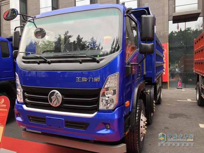 王牌力獅6x2工程車一中長途標載型