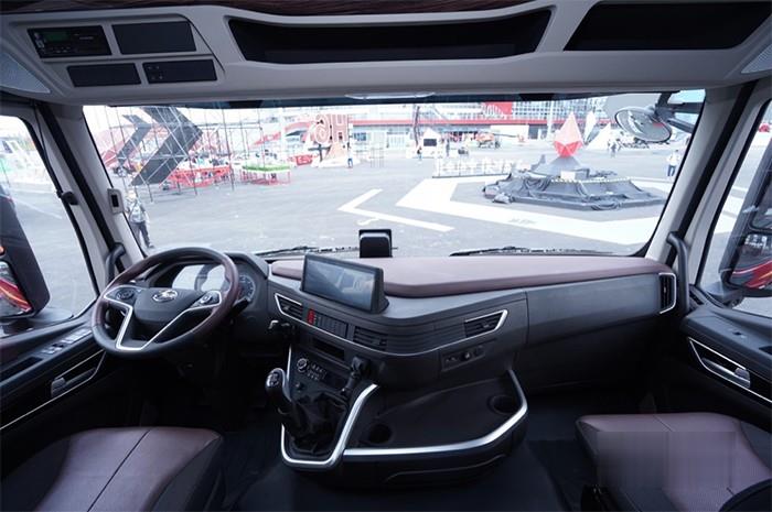 上汽紅巖,杰獅H6,牽引車