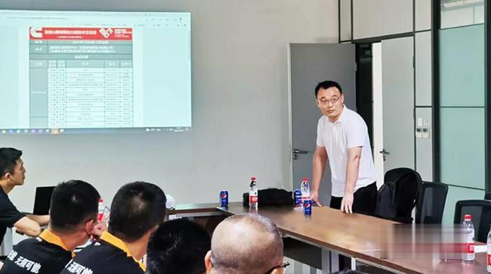 康明斯中國,安能物流,發(fā)動機