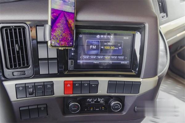 東風(fēng)柳汽乘龍 牽引車