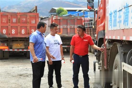 東風(fēng)商用車(chē)  經(jīng)銷(xiāo)商  牽引車(chē)