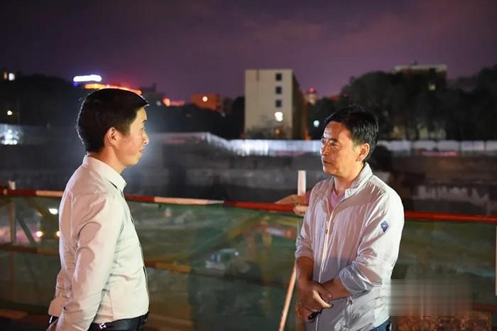 東風商用車,牽引車