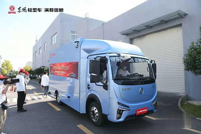 東風輕型車百家媒體品質體驗之旅活動