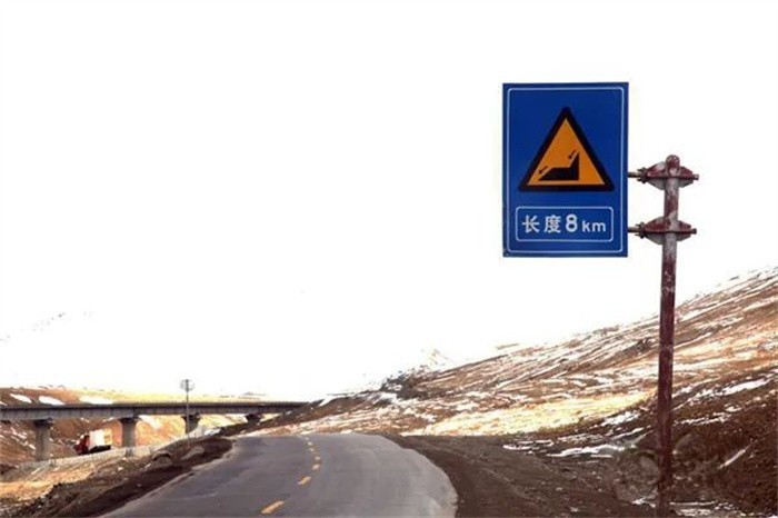 歐曼國六EST自動擋重卡