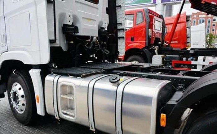 儀表盤的油耗數值