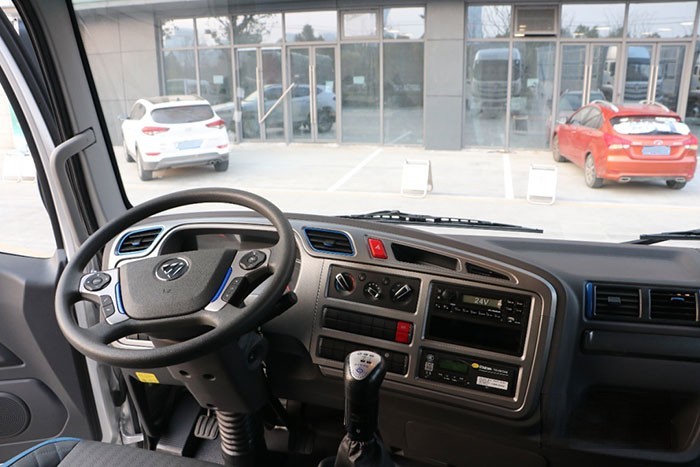 中卡當做重卡開 半個月暢行5000多公里