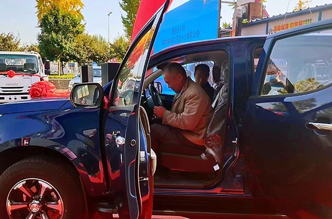 慶鈴五十鈴,TAGA達咖H8AT皮卡,輕卡