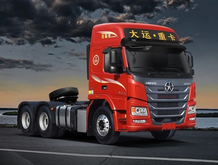 大運(yùn)N8E系列牽引車