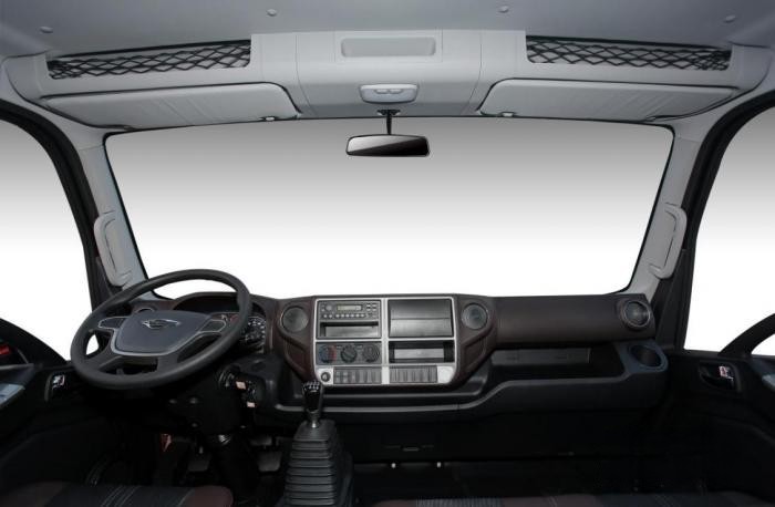 無懼坡路,一路暢行,領(lǐng)航M6小八檔產(chǎn)品專為山區(qū)定制而來