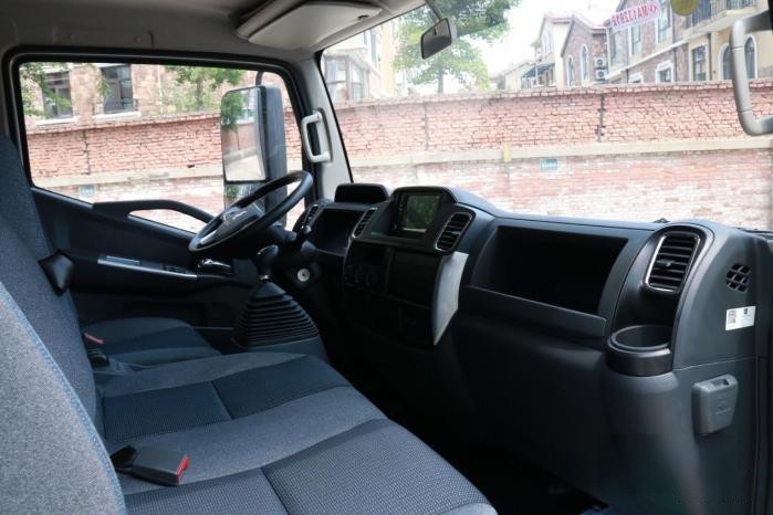 獨此殊榮!東風多利卡超能入圍“2023年度值得用戶信賴全場景運輸輕卡”