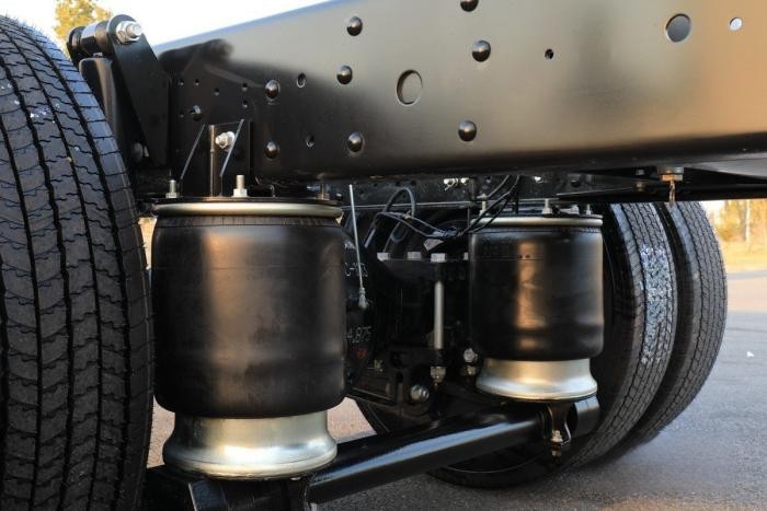 長(zhǎng)途運(yùn)輸,江淮1卡德沃斯T9中卡助您前“兔”無(wú)量!