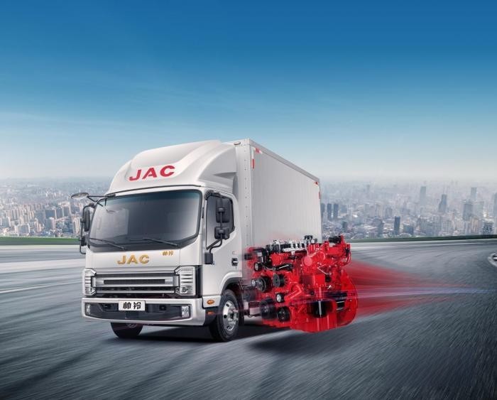 特價車、0利息、2000元油卡,江淮1卡超級會員日豪禮相送助創富