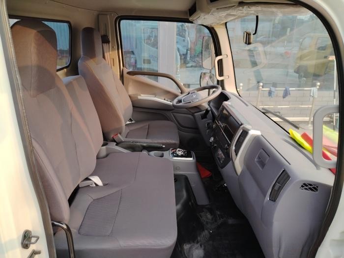 領(lǐng)航卡車推出全新電動輕卡，實拍帶您了解領(lǐng)航G5EV的不凡實力