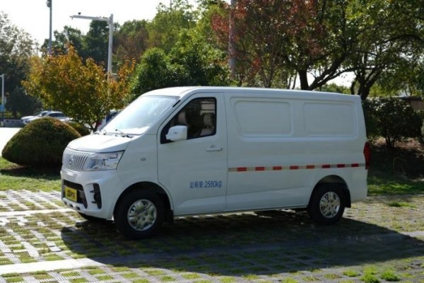 龍抬頭就要從“新”開始 長安睿行EM60/EM80帶來創富新選擇