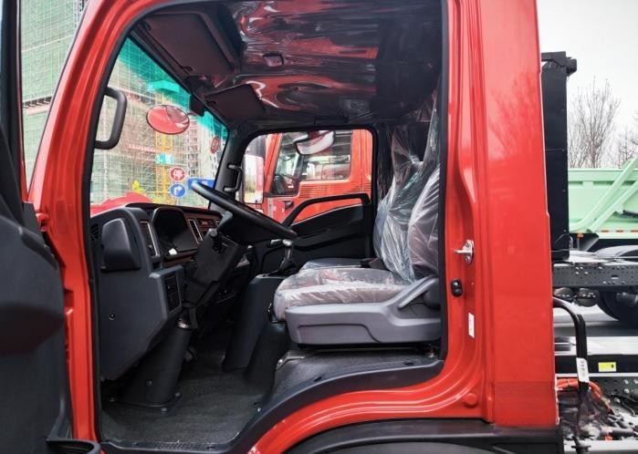 城配物流如何選?重汽王牌EV純電載貨車分分鐘成為最香選擇!