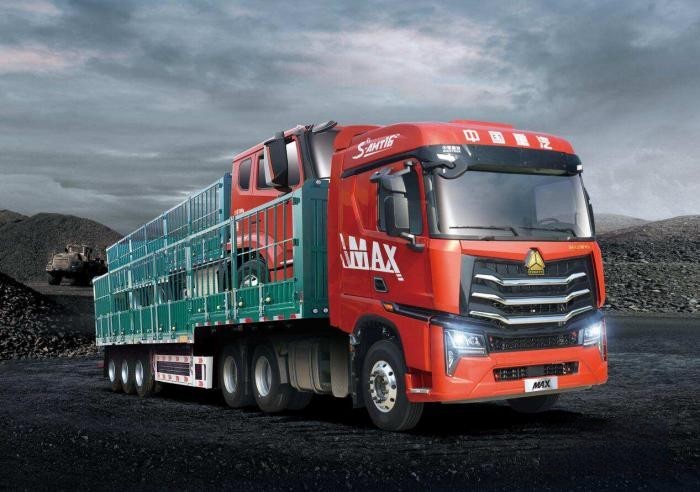 “疆煤外運”盈運之王加冕 中國重汽豪沃子母車再升級