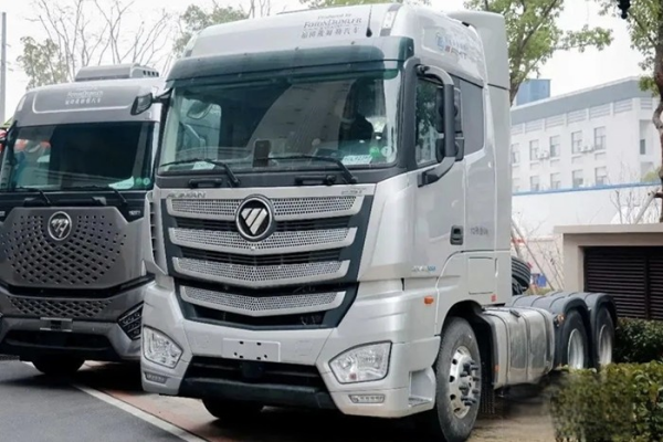 安全為先 高效賦能 歐曼重卡助推化工物流運(yùn)輸智慧升級