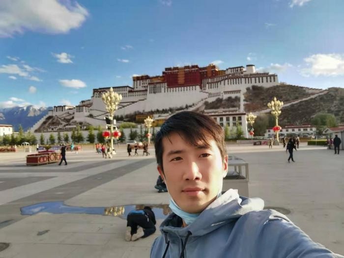 百萬公里高效運營實力“圈粉” 信賴之選歐航R pro自動擋中卡2.0助他馳騁創富路