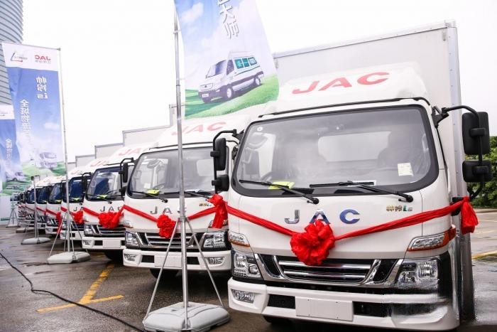 江淮汽車：純電混動(dòng)換電齊發(fā)，江淮1卡全面領(lǐng)跑新能源商用車