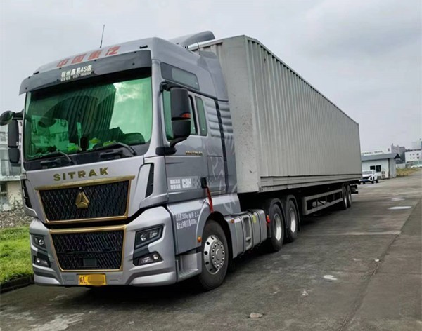 安徽鹿老板:三輛運(yùn)輸利器皆是中國重汽 汕德卡C9H又成最佳拍檔