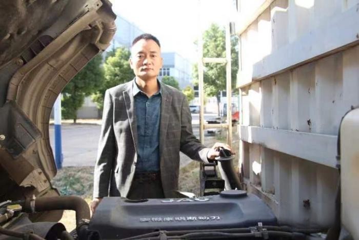 武漢“建材大王”,選江淮1卡帥鈴與他攜手前行!