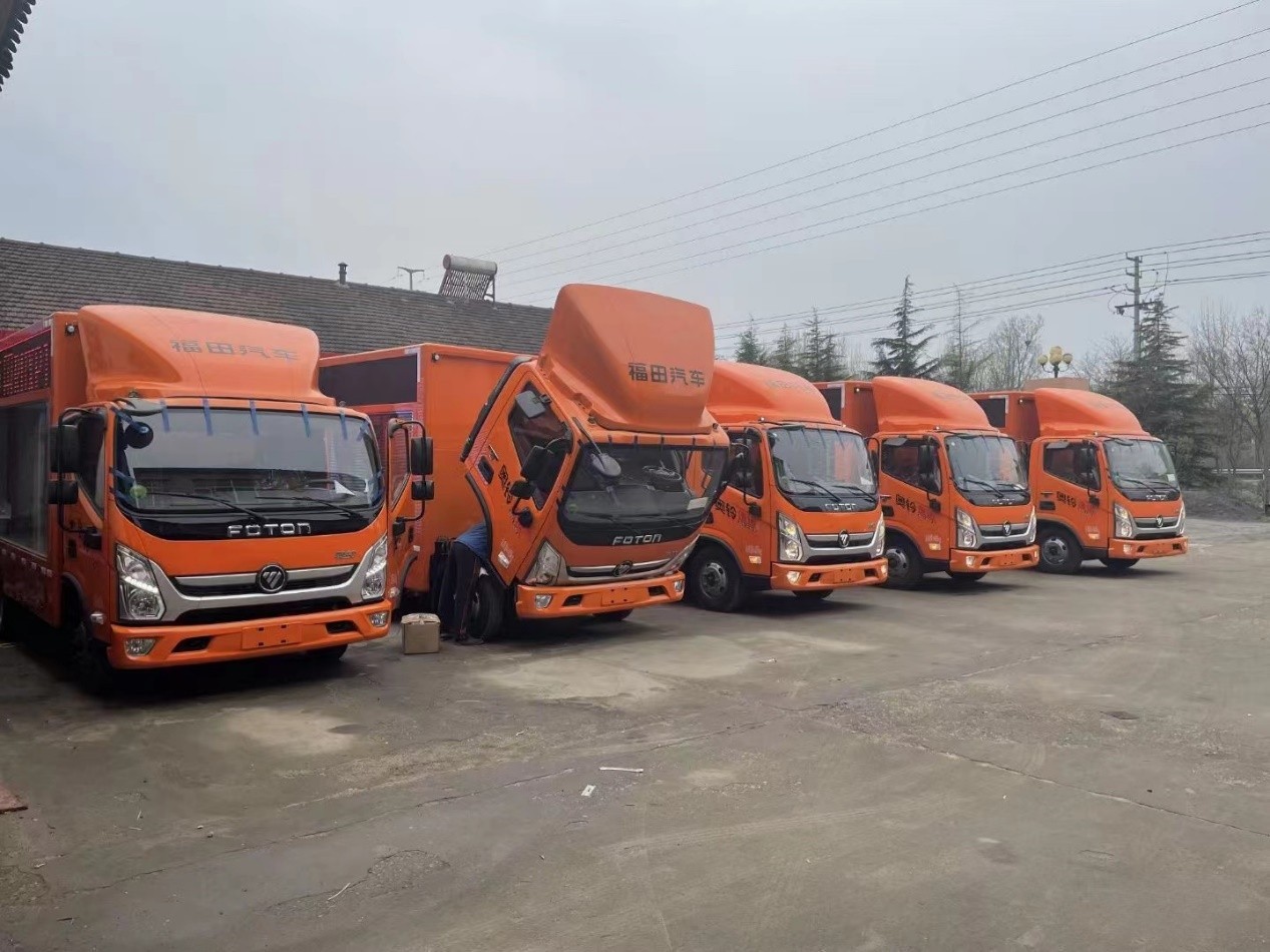 助力企業品牌營銷，10臺奧鈴大篷車交付江蘇金彭集團