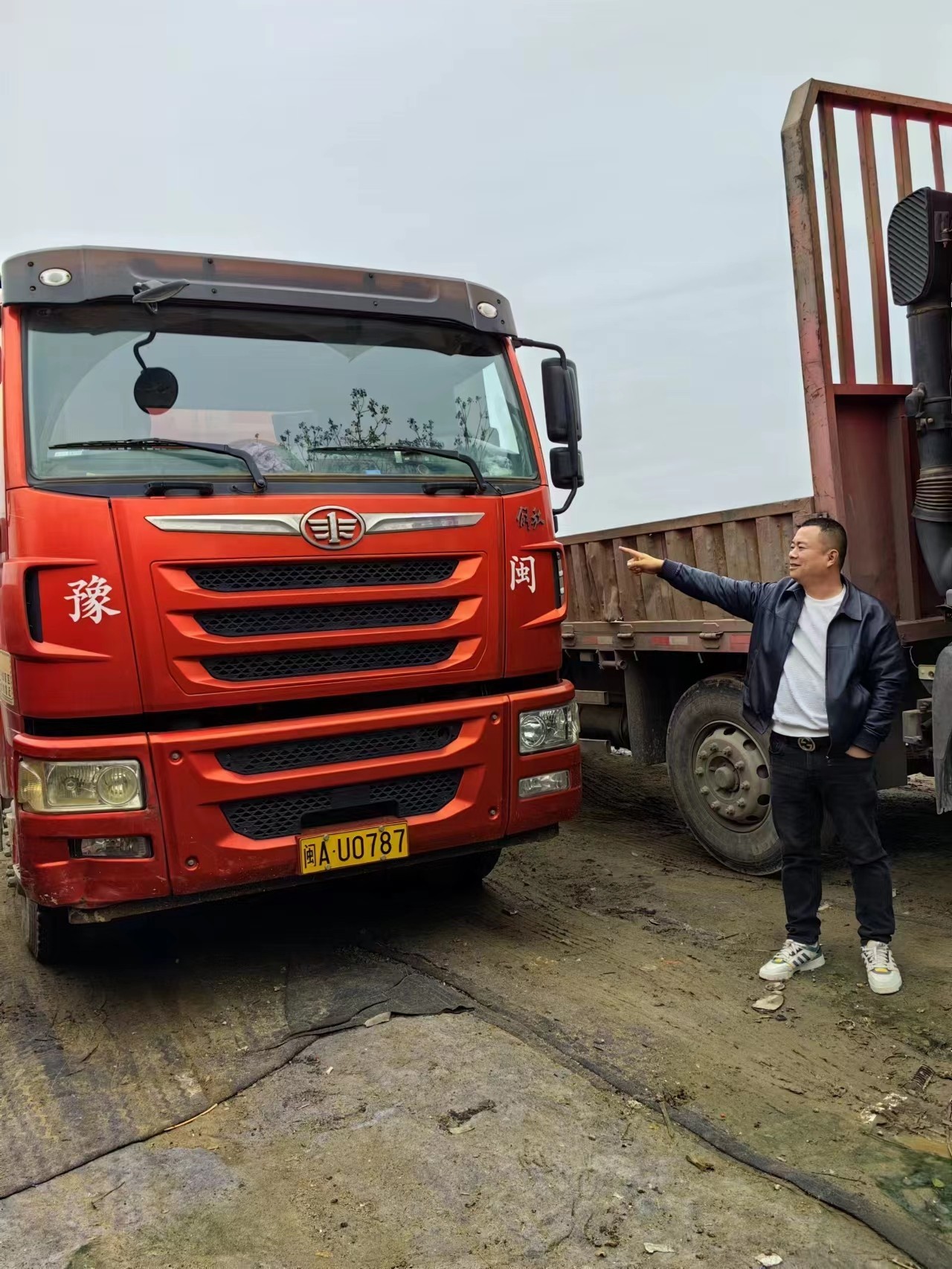 父子接力30年開解放,基建潮下乘風奔富