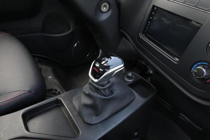 女性福音 小巧靈活的江淮1卡愷達X5出高端自動擋啦！