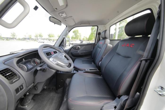 女性福音 小巧靈活的江淮1卡愷達X5出高端自動擋啦！