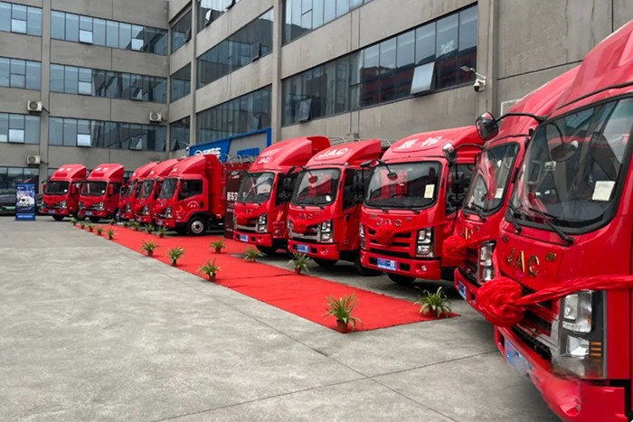 高效節油、多拉快跑，首批20臺威鈴K6車輛交付用戶！