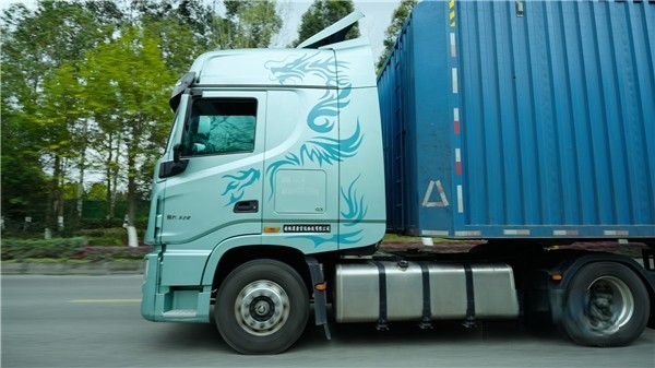 時代鑄英雄，鑫吉達物流有限公司董事長李傳升的生意經