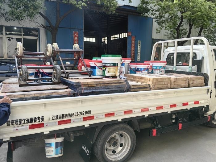 中年夫妻做建材瓷磚運輸 開江淮1卡愷達創造幸福生活