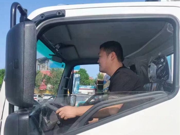 用冷鏈1號·帥鈴冰博士把點對點冷鏈運輸做深,他對行業有自己的理解