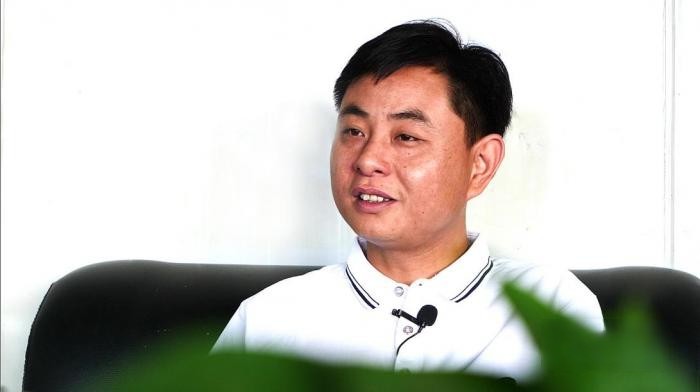 “復購者”王飛：想掙錢，買奔馳