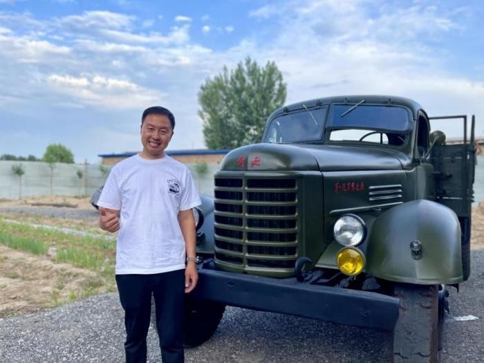 “老爺車天鷹”:修復老解放卡車 續寫解放情懷