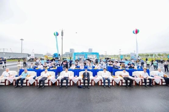 行業唯一!北汽雷馳新能源MINI卡榮膺“新能源城配物流車五星之選”