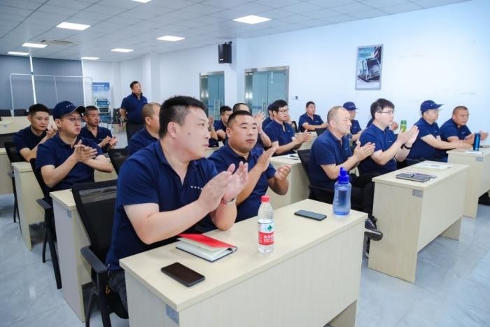 全網(wǎng)直播首秀 助力高效運輸 沃爾沃卡車綠駕學院、車隊長研修營來安站等你連線