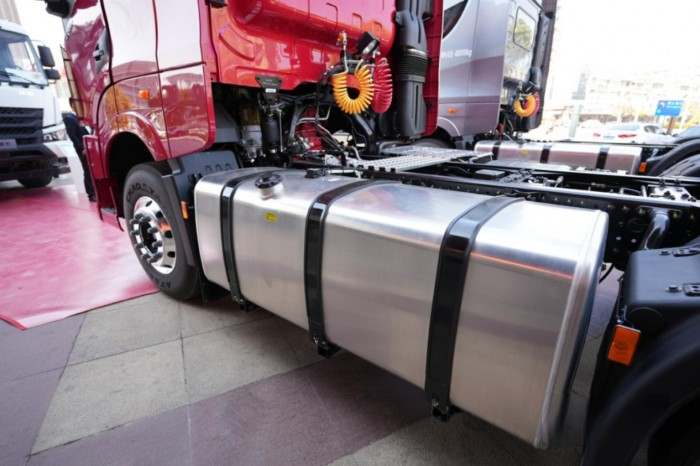 掌握高效創(chuàng)富密碼 華菱X9真的“泰酷辣”!