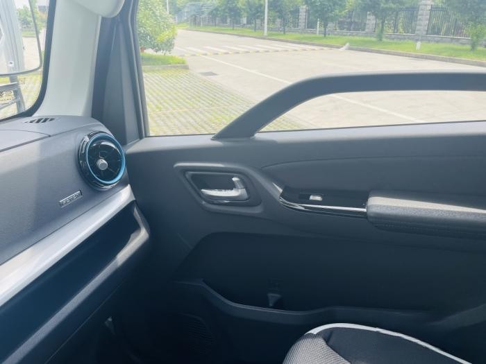 深度解讀行業首款AMT自動擋+獨立懸掛輕卡-歐馬可X pro