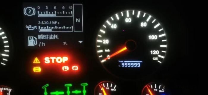 河南南陽首批汕德卡車主自述 六輛車均實現百萬公里記錄