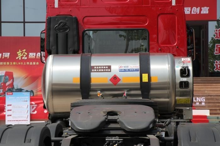 LNG牽引車怎么選？輕量領先、低氣耗的乘龍H5超輕版高效更多賺！