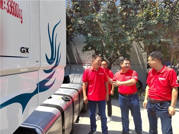 東風天龍GX交車!干線物流專家持續熱銷