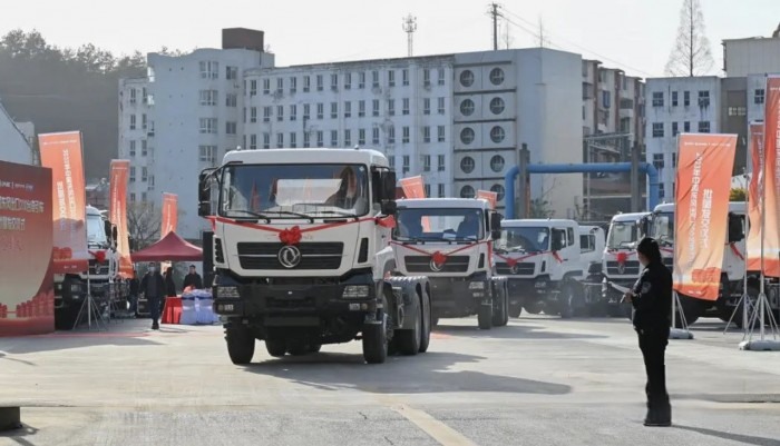 交作業！東風商用車上半年賣車8380輛，同比提升34.8%