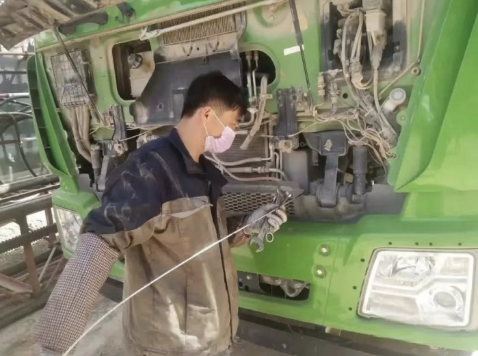 歐曼全勤王服務 成就工程運輸卡友全勤稱王！