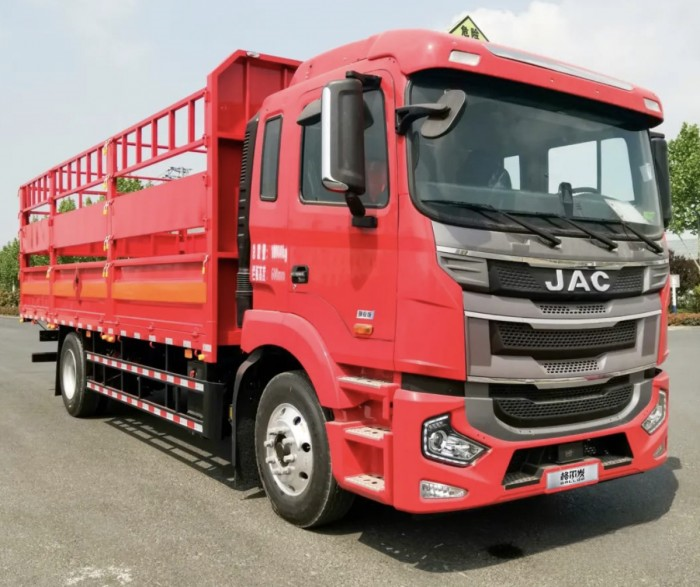 臨“危”不懼，格爾發危險品運輸車助你化“險”為夷！